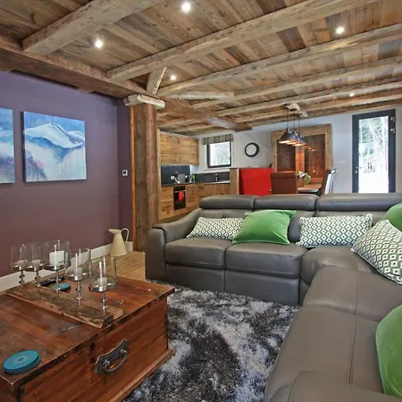 Des Amis Appt 1 - Year Apartman *